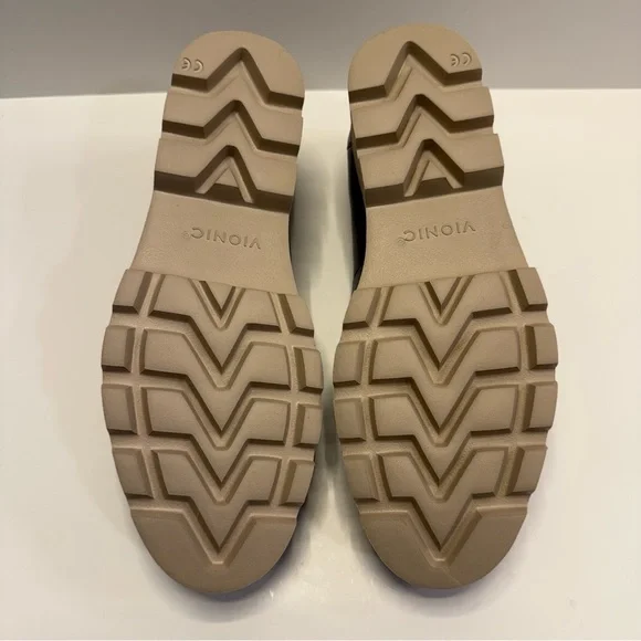 Vionic Kensley Navy Leather Orthotic Lug Loafers 6 NWOB - Picture 7 of 8